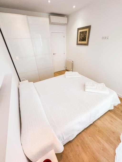 Anna & Thomas - Sitges Center Apt エクステリア 写真